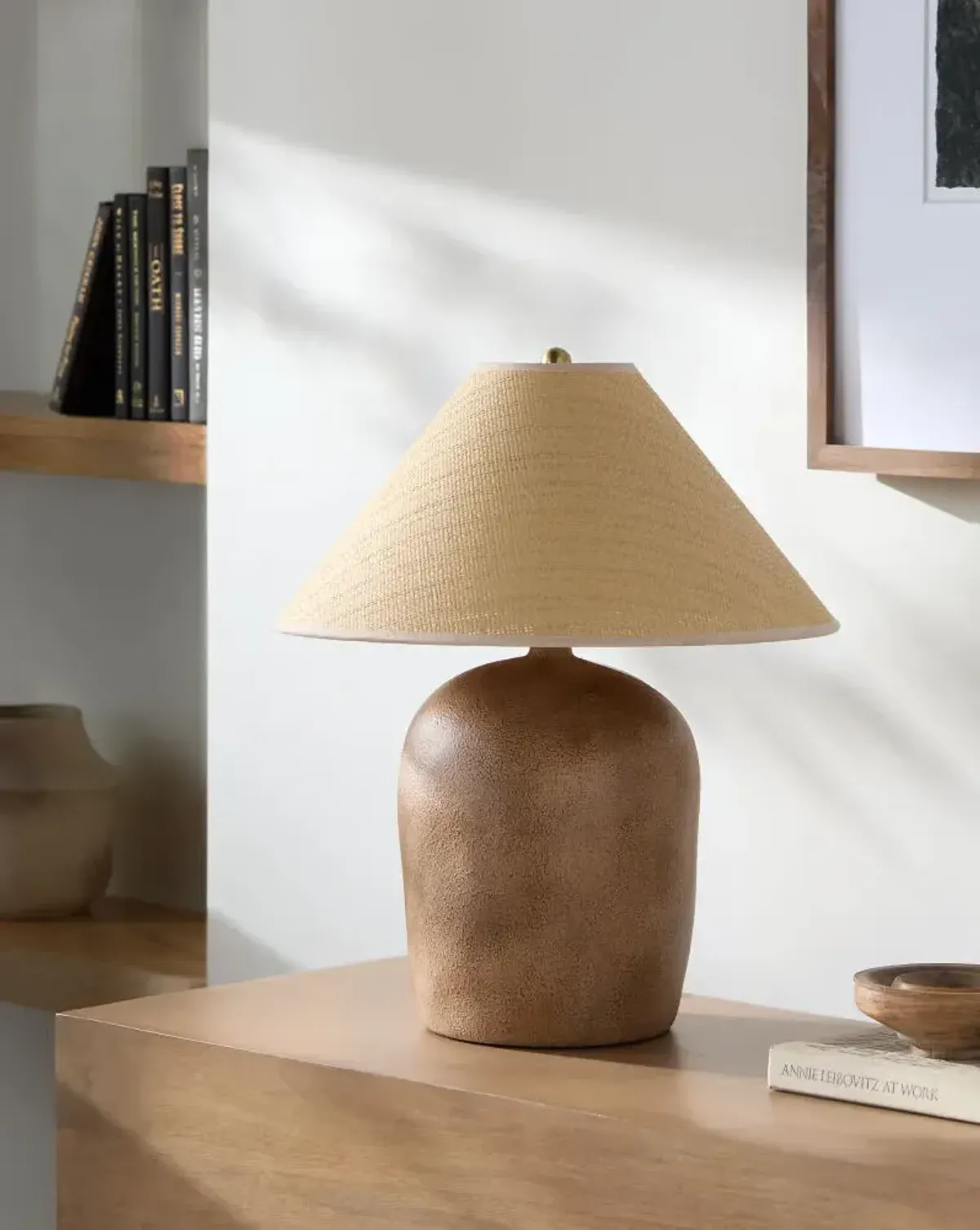 Otahu OTH-012 20"H x 17"W x 17"D Accent Table Lamp