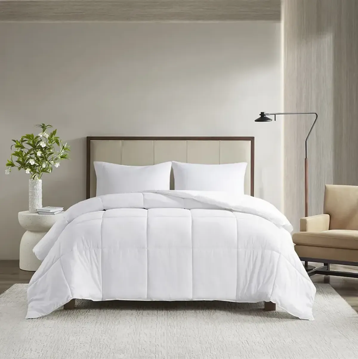 Madison Park Winfield White 300 Thread Count Cotton Shell Luxury Down Alternative Comforter