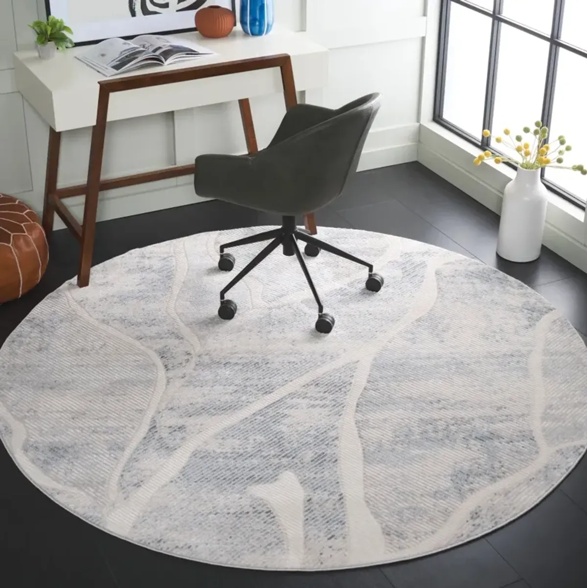 PRESTIGE 104 IVORY  6'-7' x 6'-7' Round Round Rug