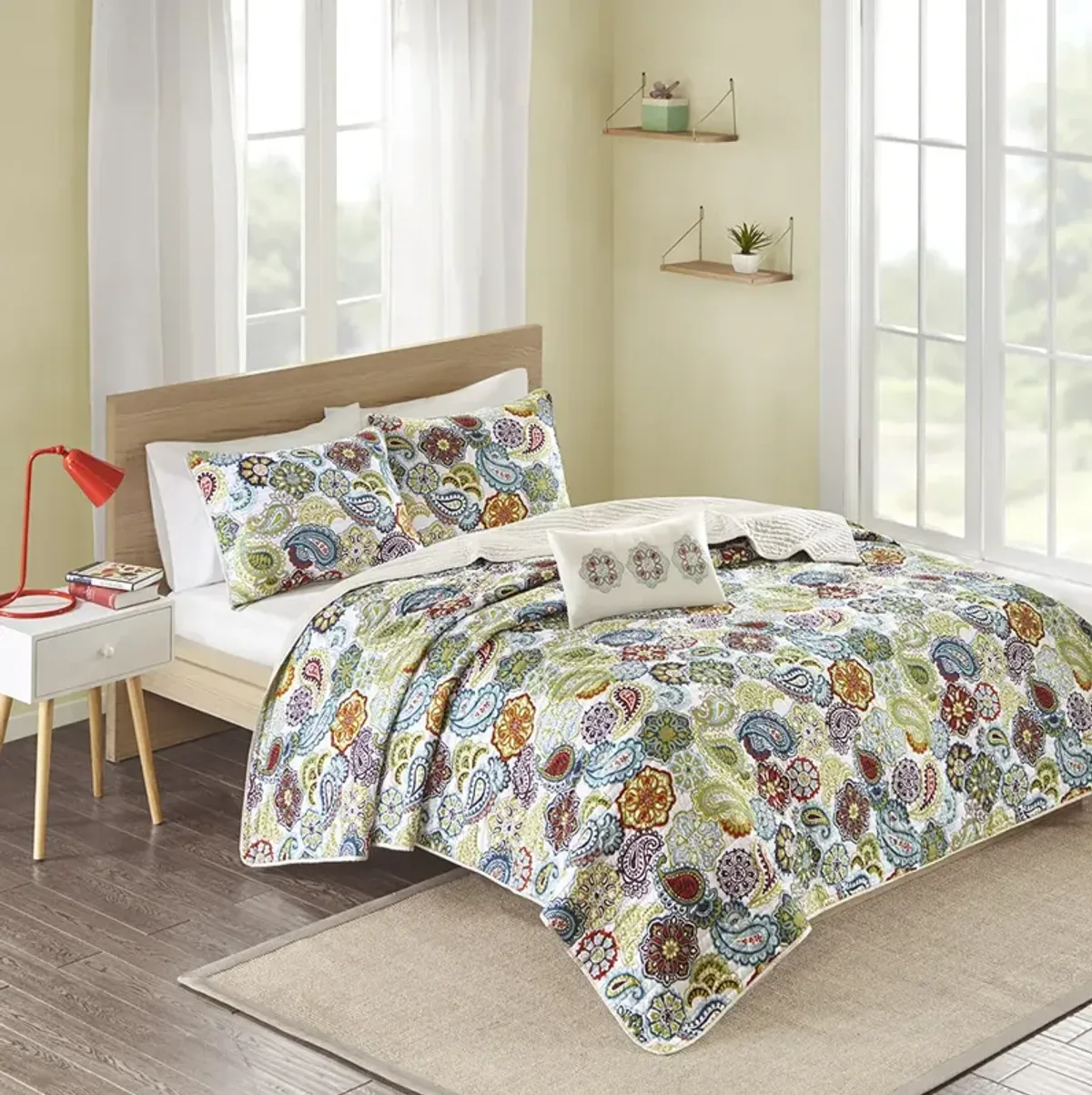 Mi Zone Tamil Multi Reversible Paisley Quilt Set with Throw Pillow