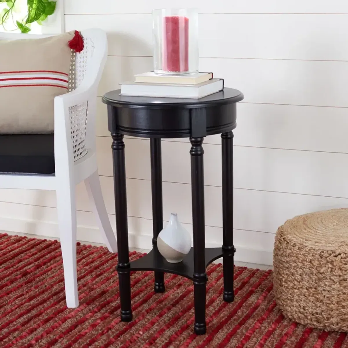 TINSLEY ROUND ACCENT TABLE
