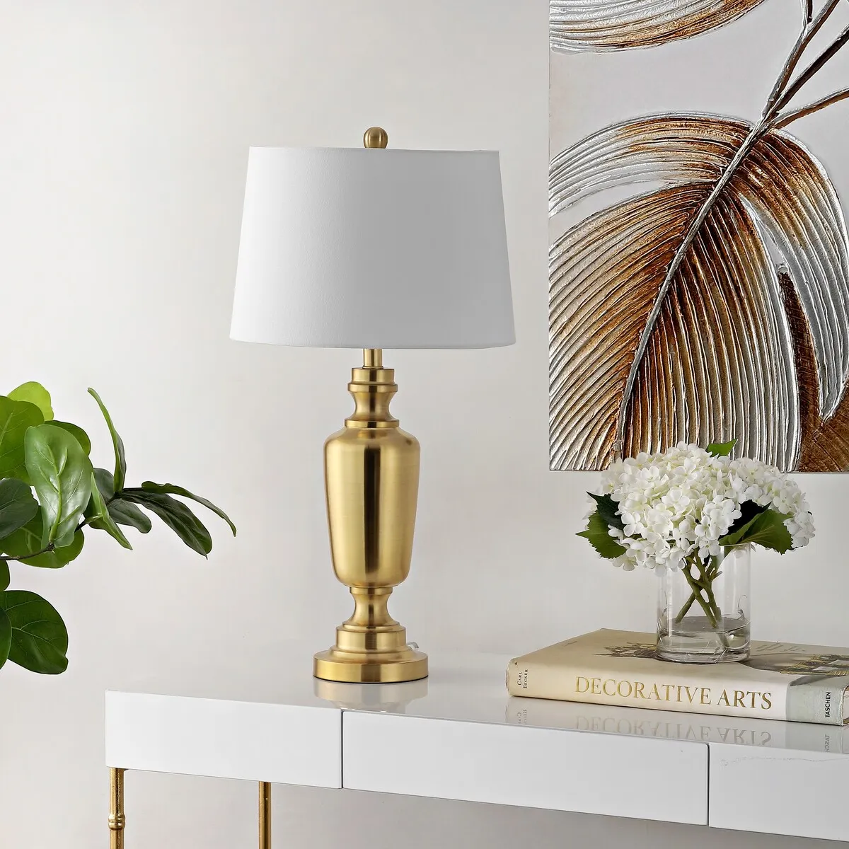 EZRA IRON TABLE LAMP 