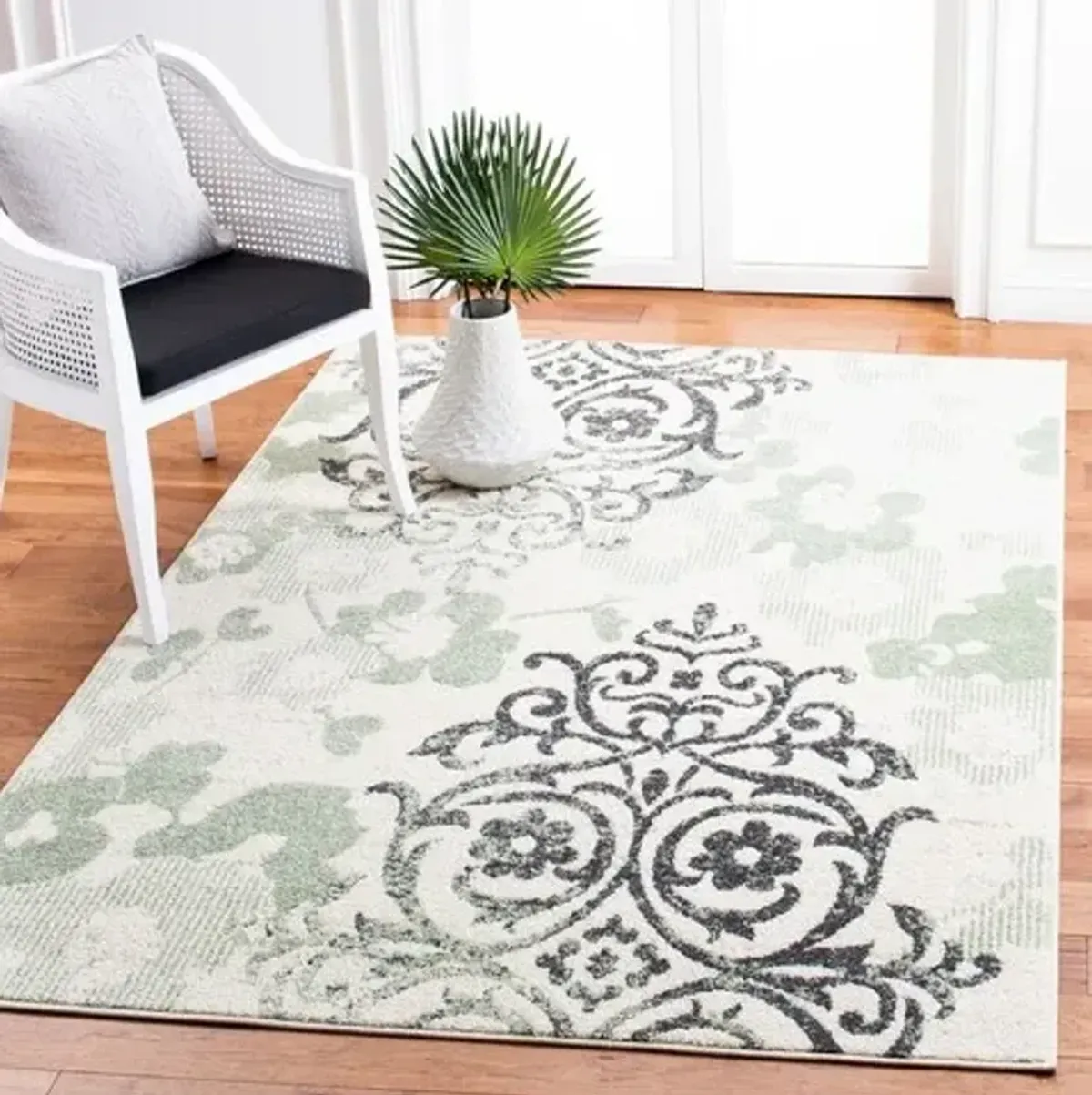 Adirondack Contemporary Ivory / Green 4'-5" x 6'-5" Powerloomed Rug