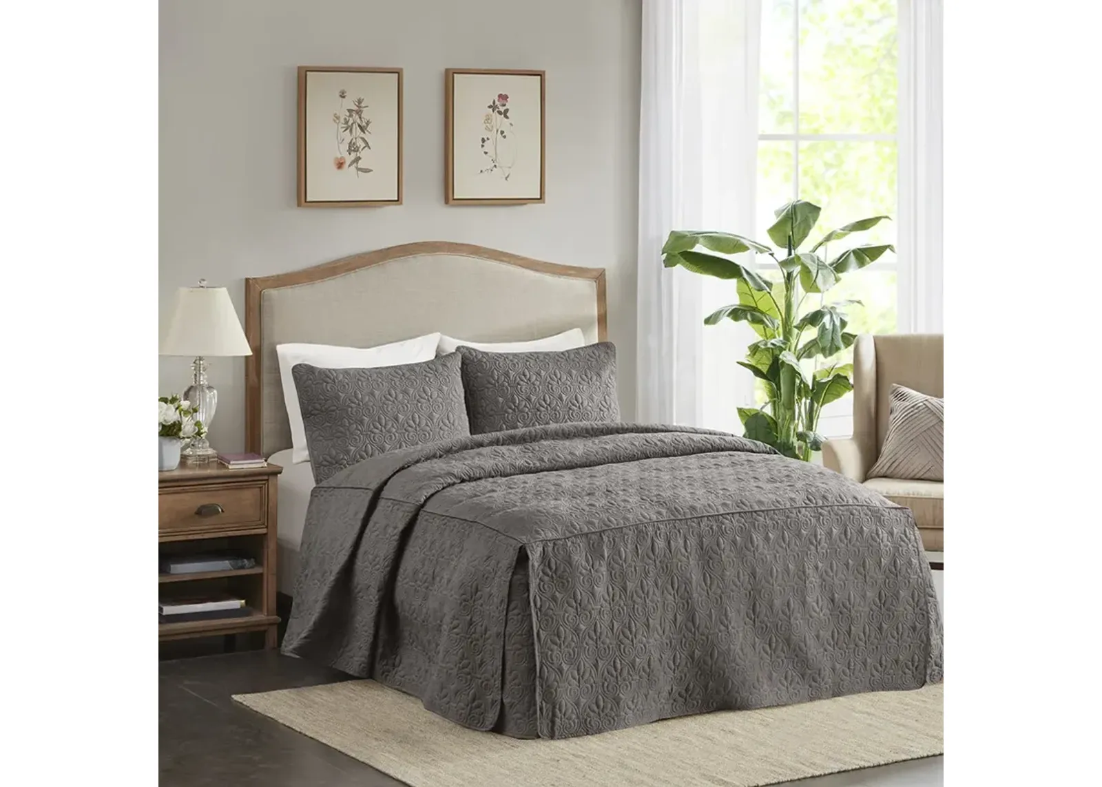 Madison Park Quebec Dark Grey 3 Piece Split Corner Pleated Quilted Bedspread