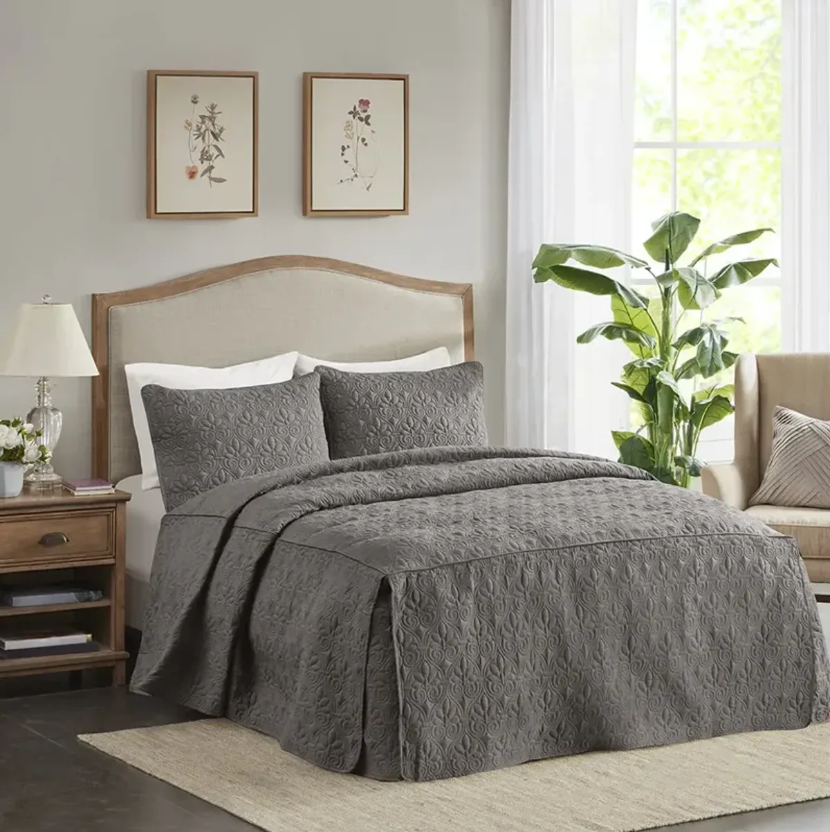 Madison Park Quebec Dark Grey 3 Piece Split Corner Pleated Quilted Bedspread