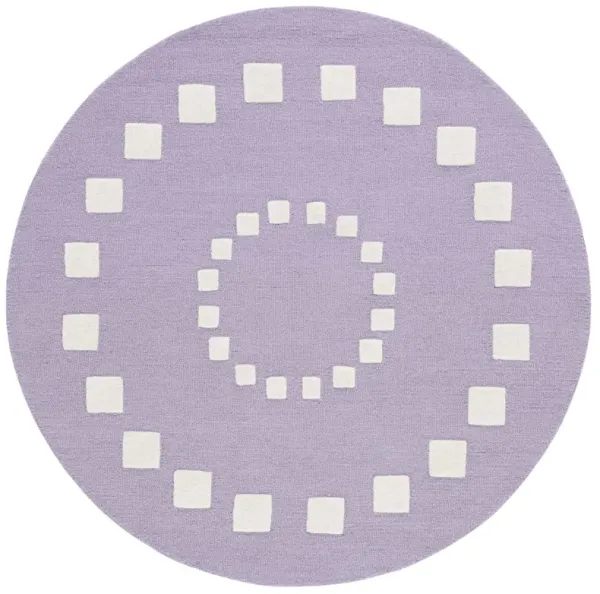 SAFAVIEH KIDS Hand Tufted 6' x 6' Round area rug
