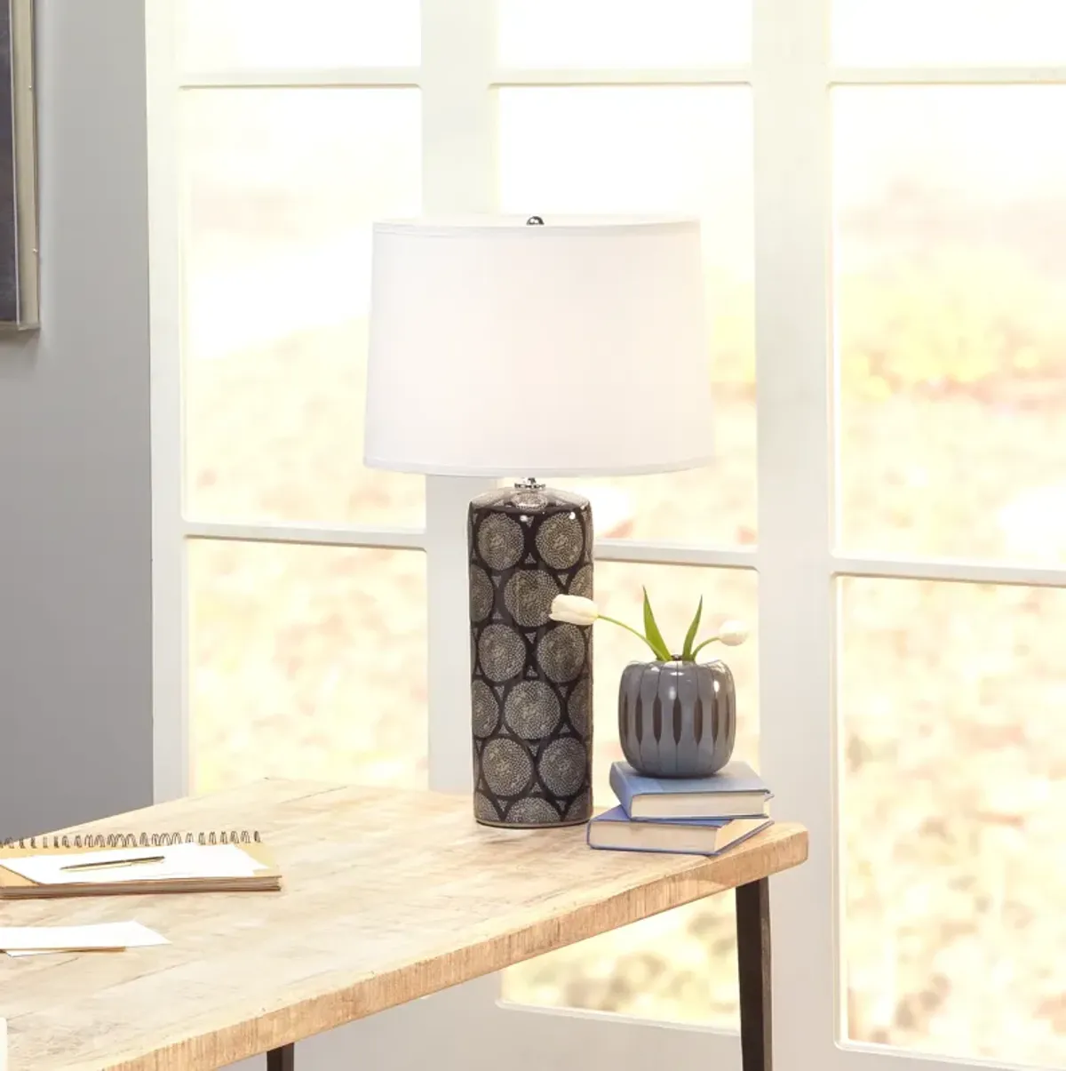 Neva Table Lamp