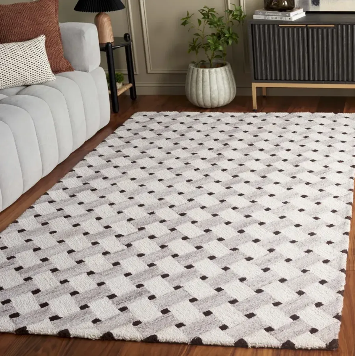 GENRE 302 IVORY  6' x 9' Medium Rectangle Rug