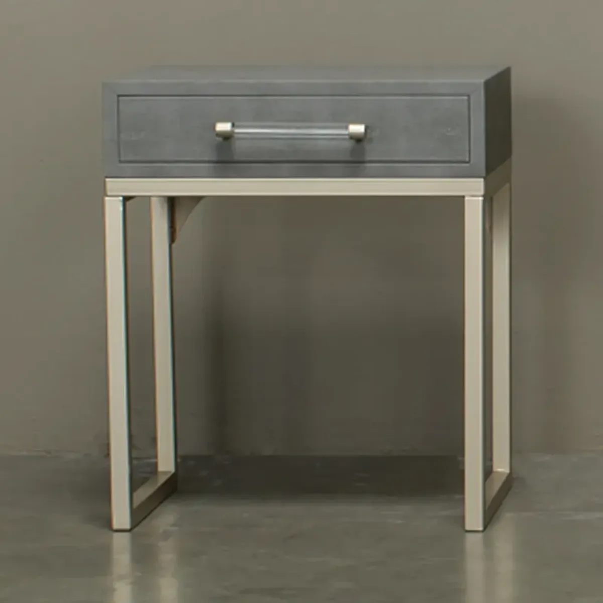 Kain Side Table