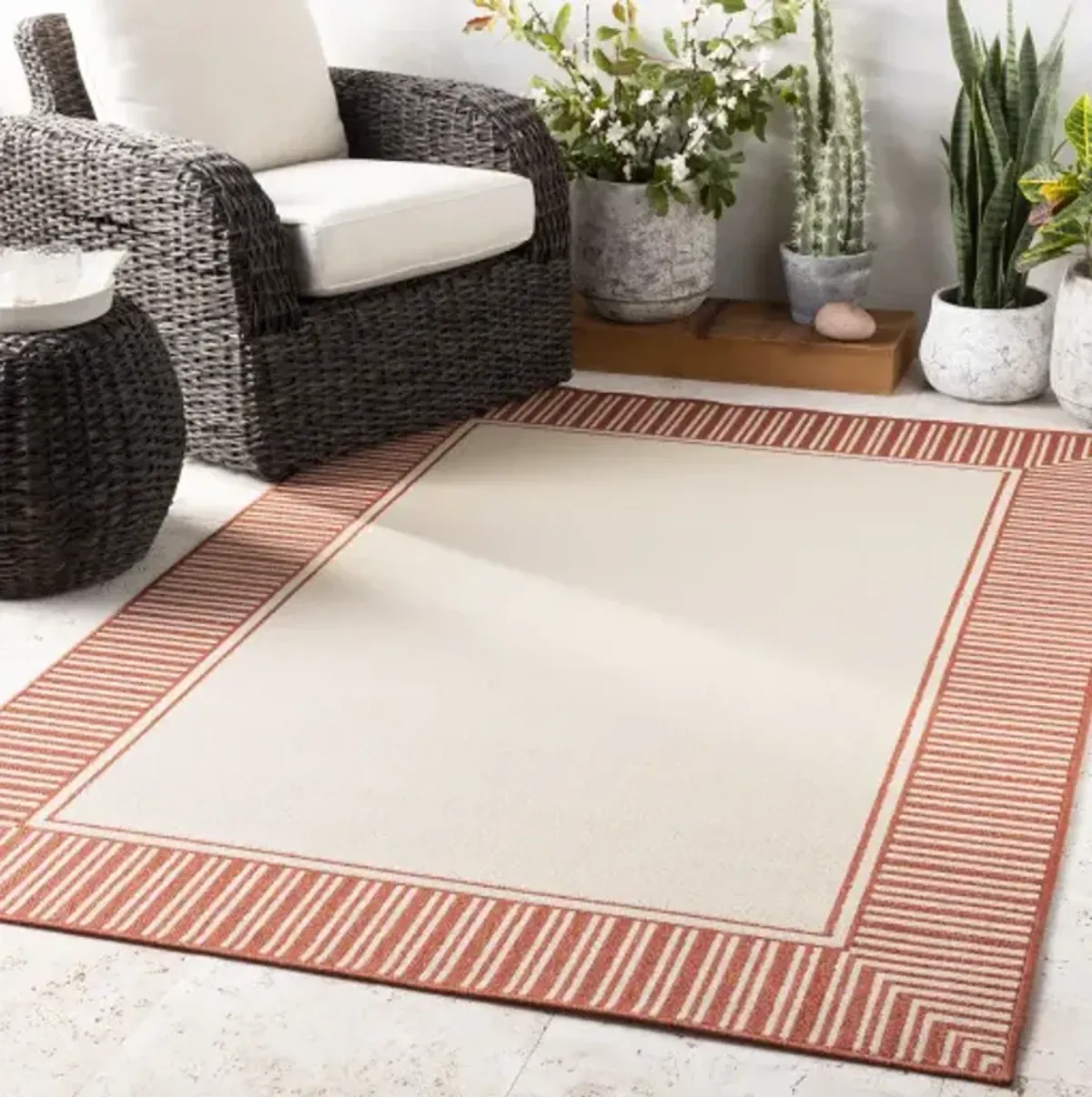 Alfresco 3'7" x 5'7" Rug