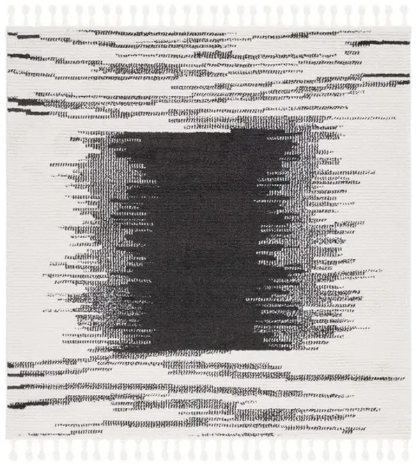 MOROCCAN TASSEL Round Power Loomed 6'-7" x 6'-7"Round Rug