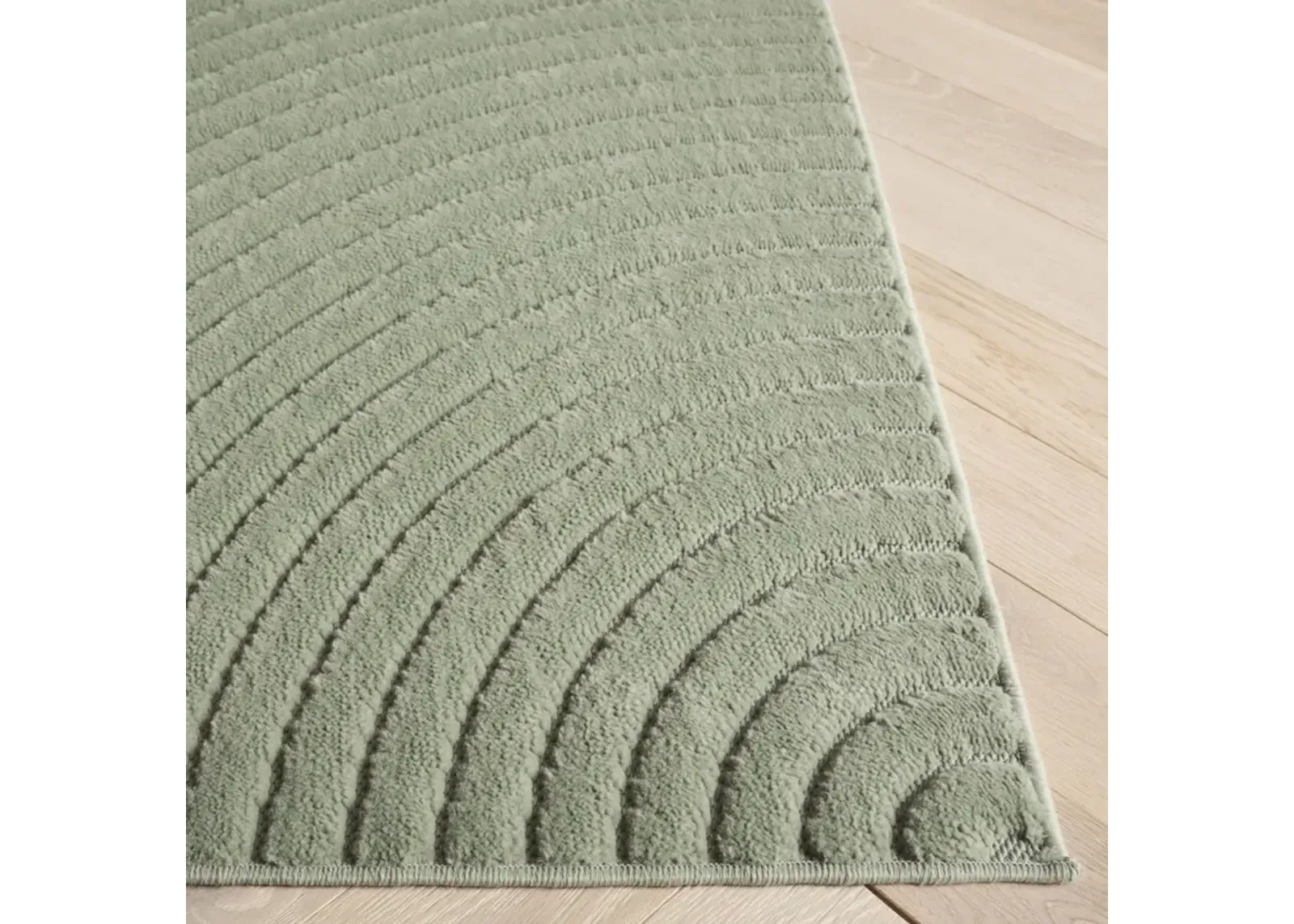 SELENA 664 GREEN 2'-2' x 8' Runner Rug