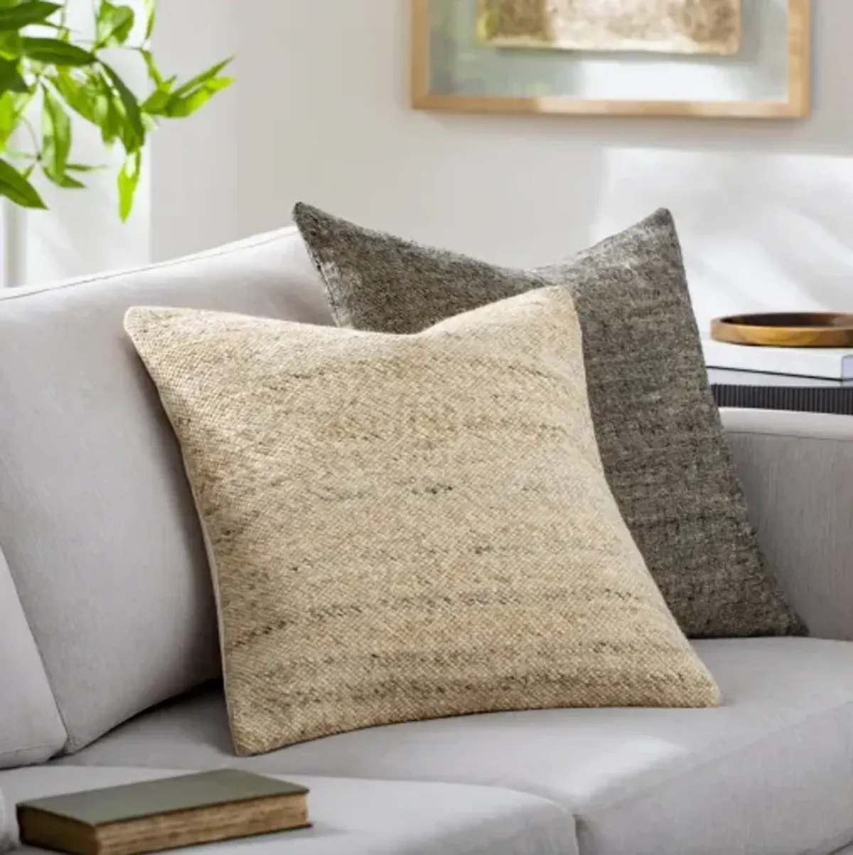 Oswin OWN-001 20"L x 20"W Accent Pillow