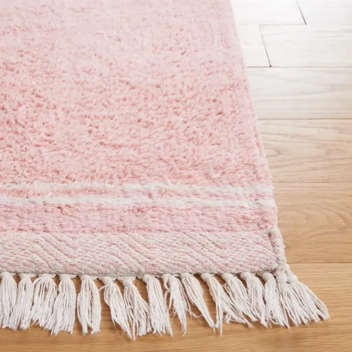 EASY CARE 211 PINK  8' x 8' Square Square Rug