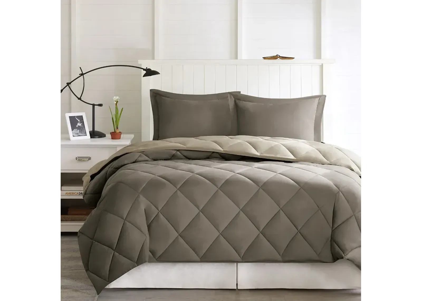 Madison Park Essentials Larkspur Brown/Sand 3M Scotchgard Diamond Quilting Reversible Down Alternative Comforter Set