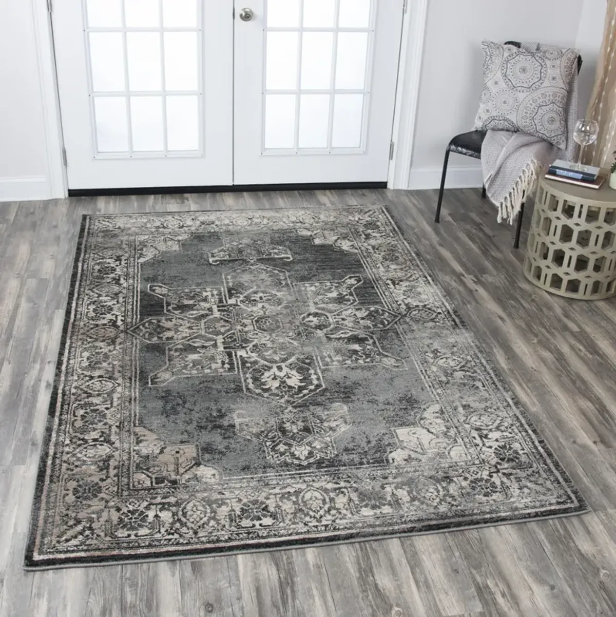 Panache Gray/Black Central Medallion Distress  Polypropylene 9'10" x 12'6" Rectangle Rug