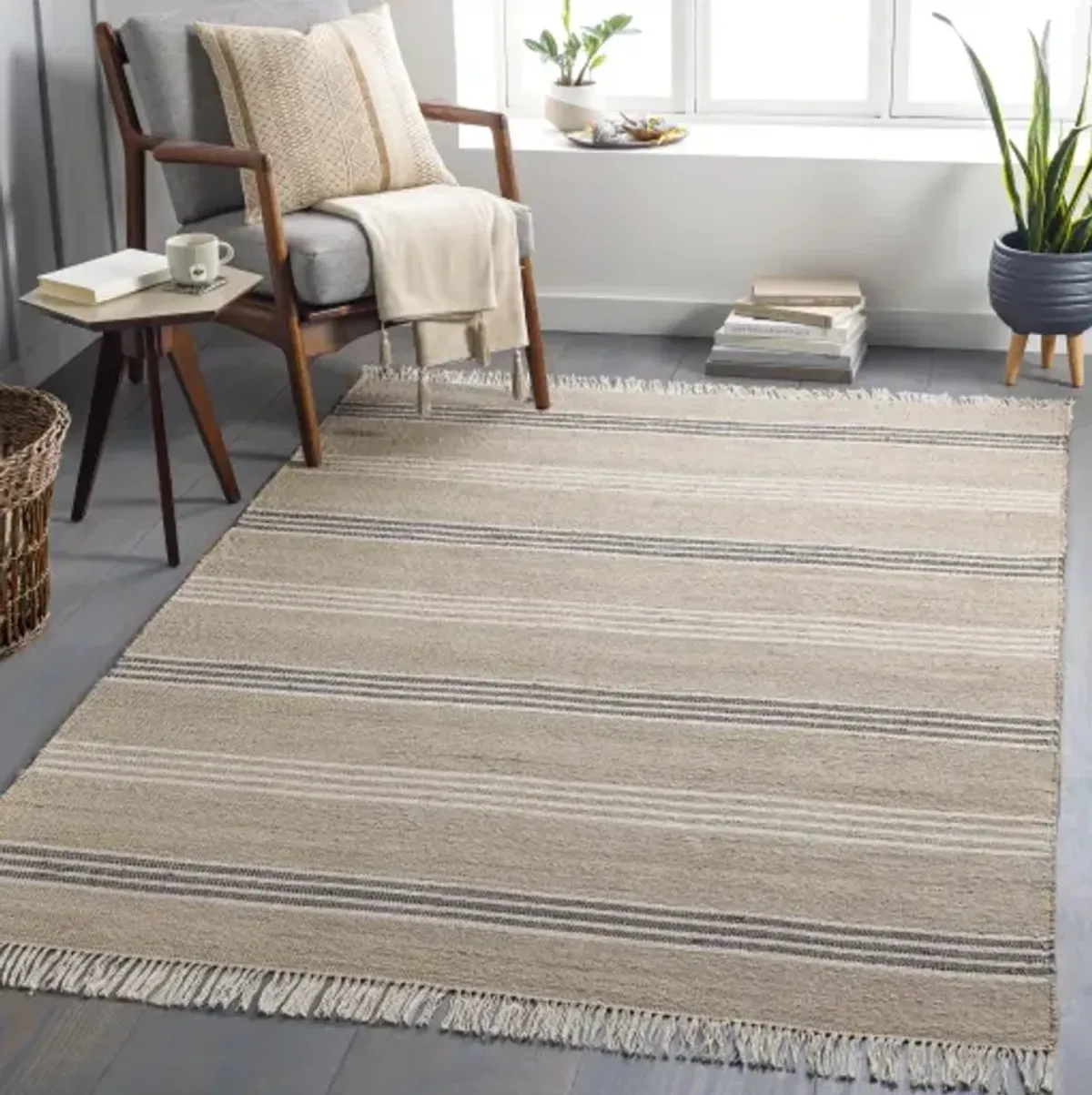 Trabzon TBO-2301 2'6" x 8' Rug