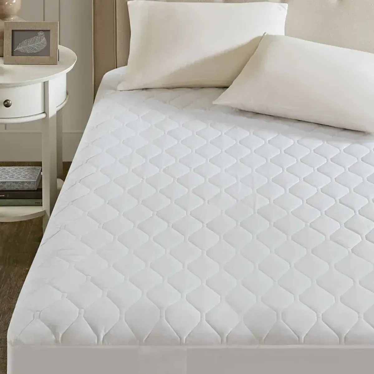 Beautyrest Cotton Blend White Heated Mattress Pad