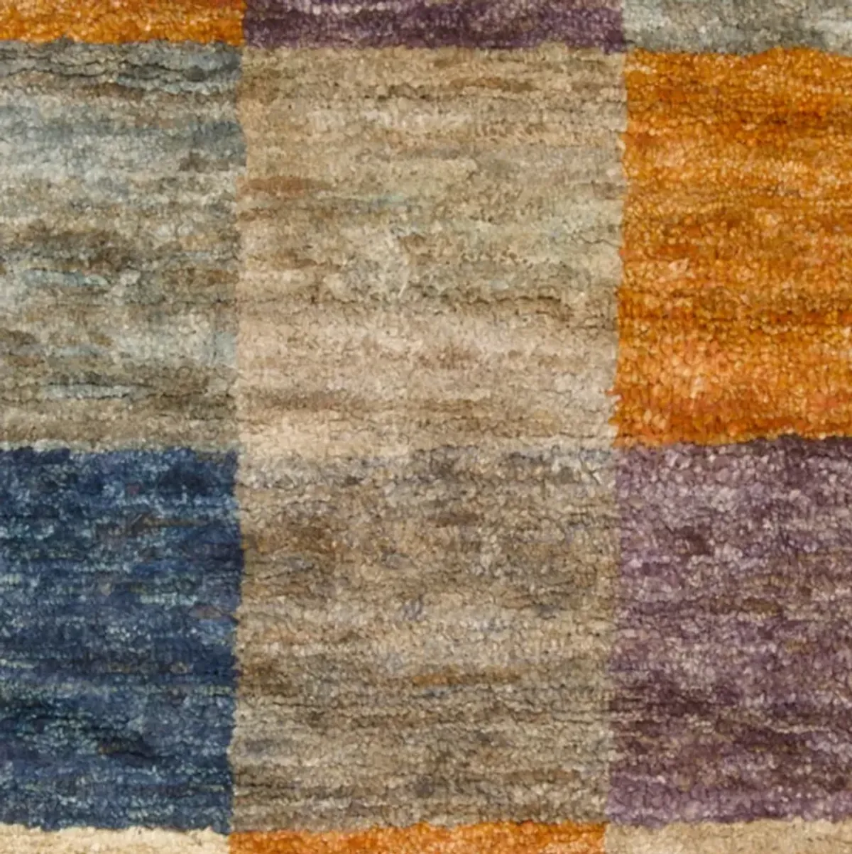 Trinidad TND-1134 2'6" x 8' Hand Made Rug