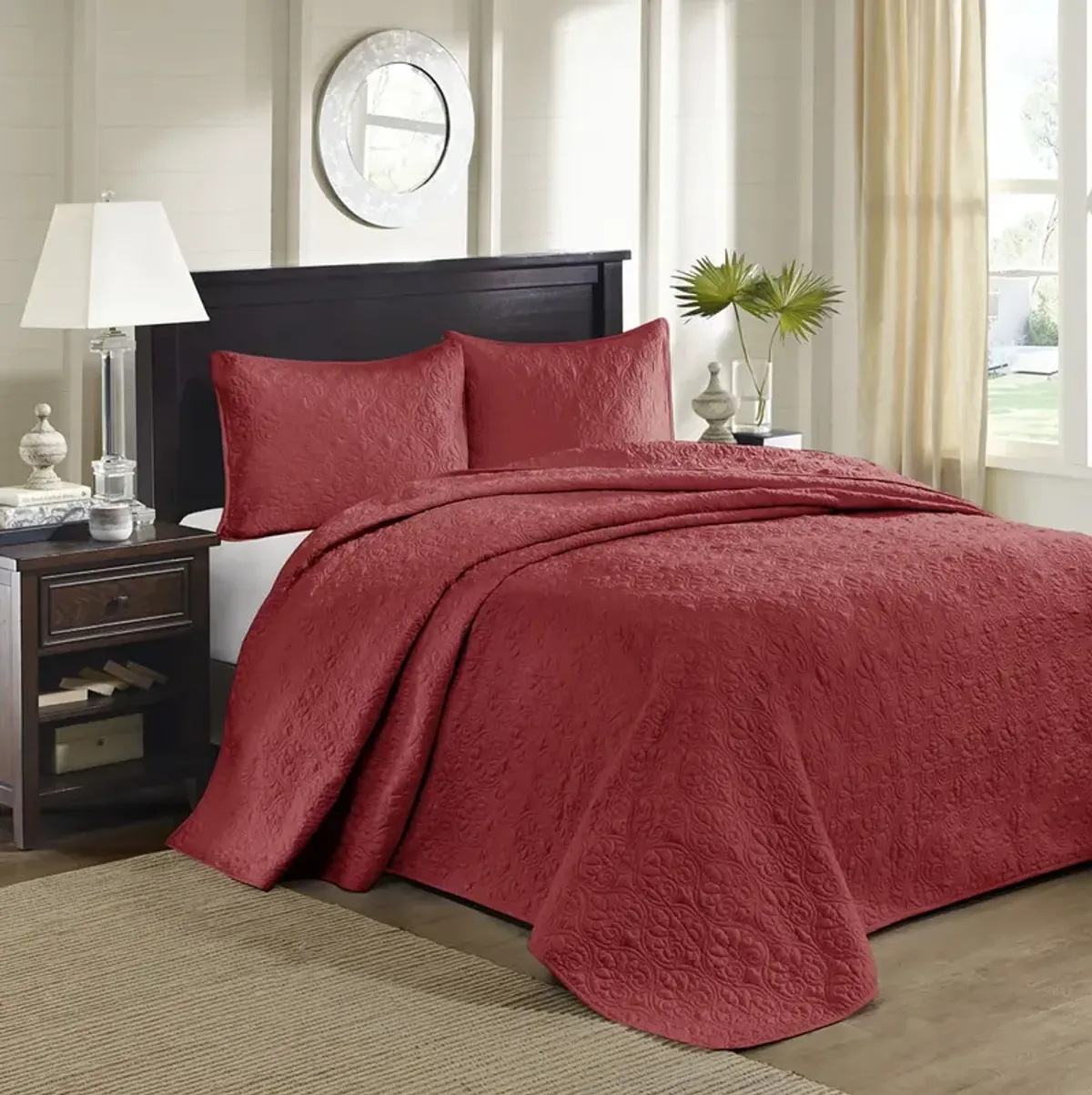 Madison Park Quebec Red Reversible Bedspread Set