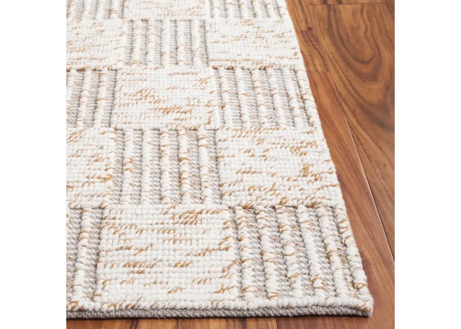 NATURA 701 BROWN  2'-3' x 8' Runner Rug