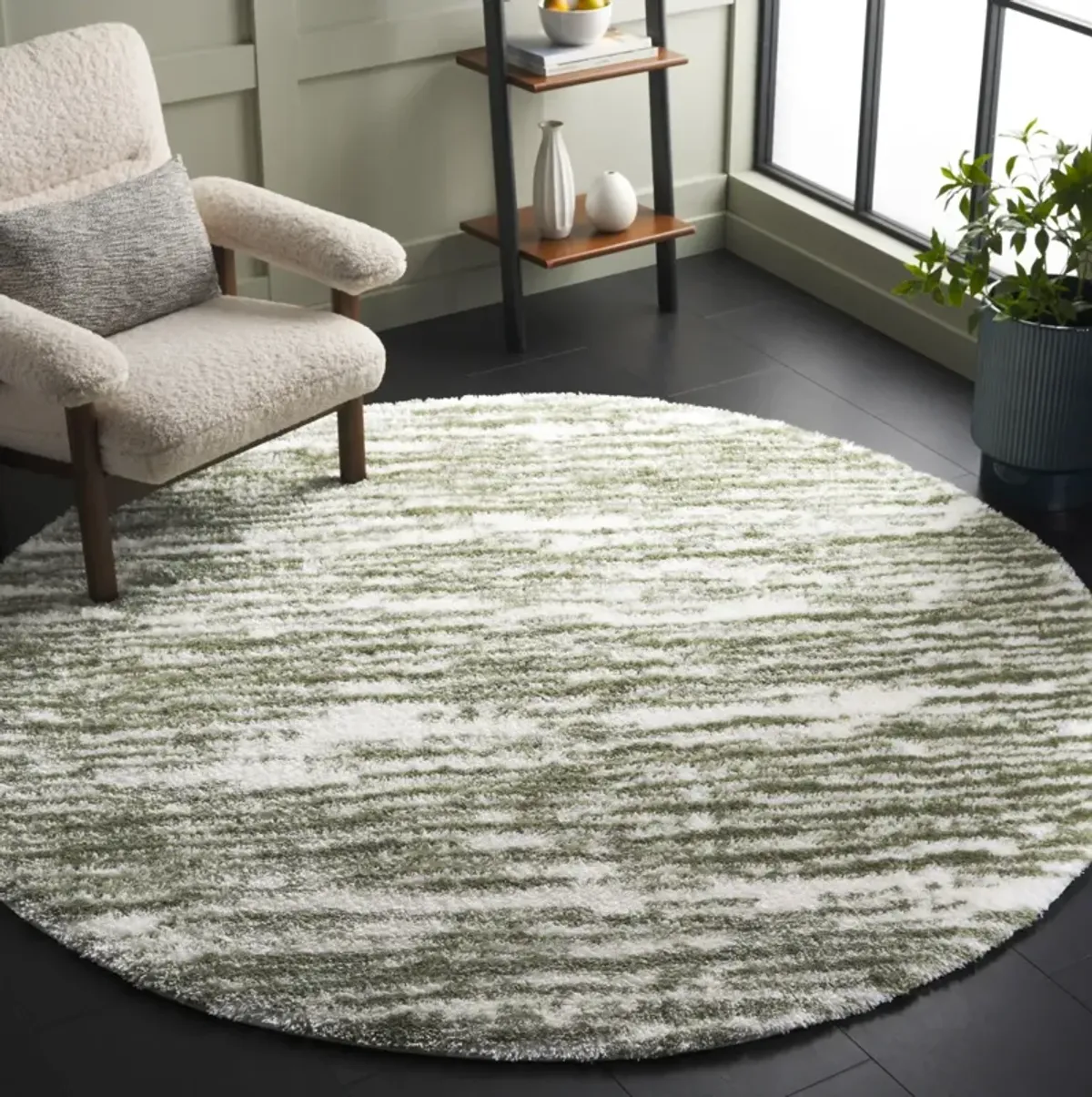 TAHOE SHAG 688 IVORY  6'-7' x 6'-7' Round Round Rug