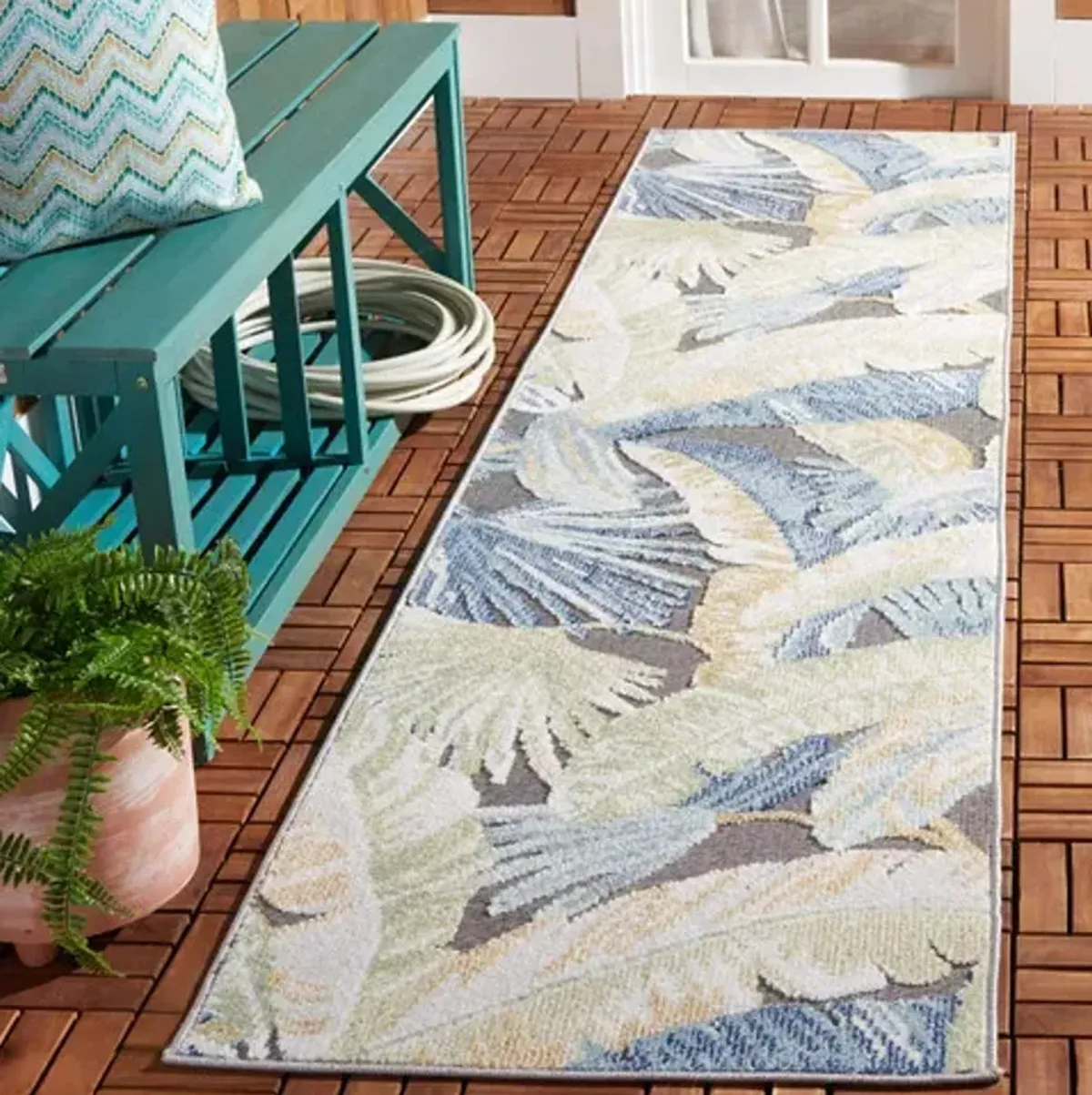 SARASOTA 106 Blue  2'-3' X 9' Runner Rug