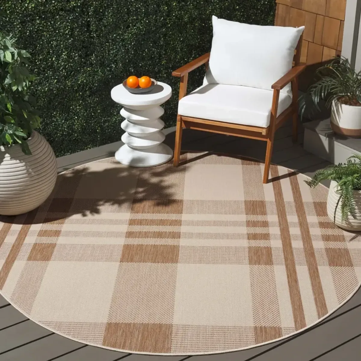 COURTYARD 6201 NATURAL  6'-7' x 6'-7' Round Round Rug