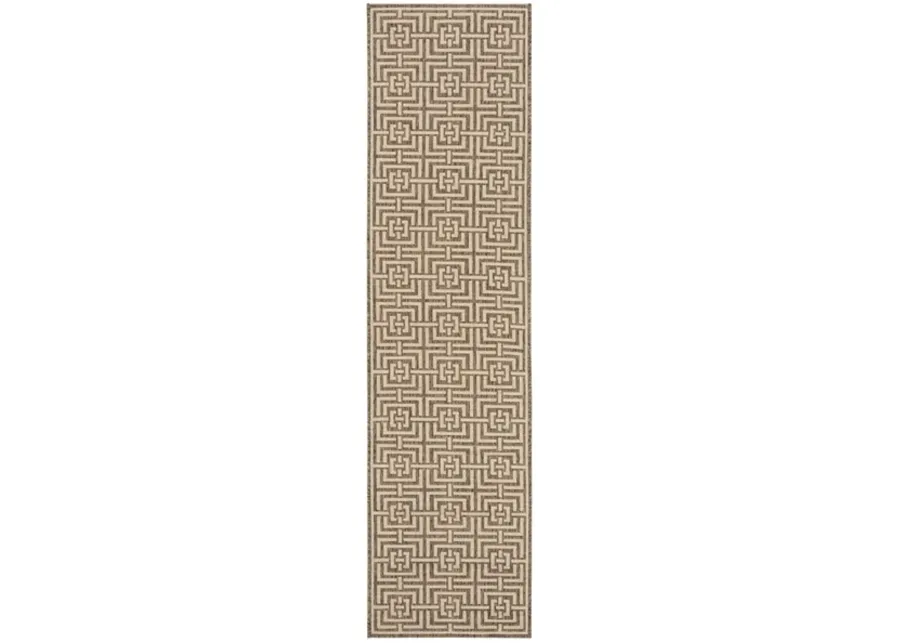 Safavieh BEACH HOUSE Collection BHS128D-28 Beige / Cream 2'-2" X 8'