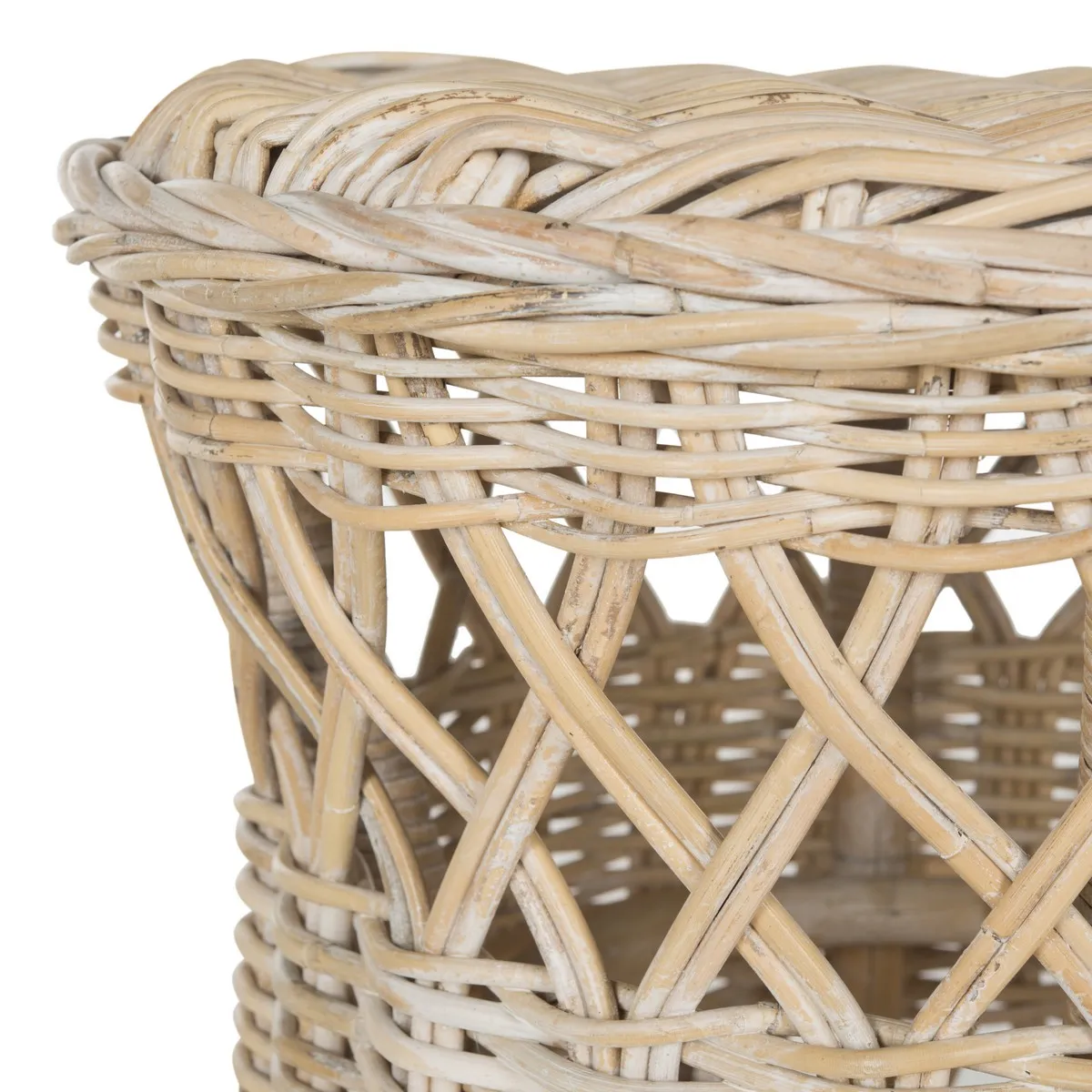 DESTA WICKER ROUND TABLE