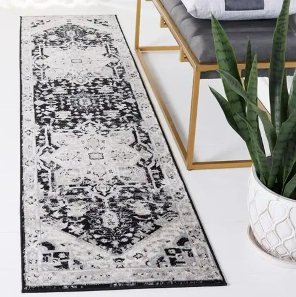 Brentwood 852 Black / Ivory 2' X 8' Runner Powerloomed Rug