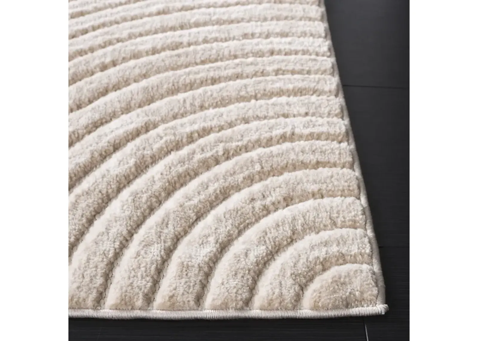 SELENA 664 BEIGE 6'-7' x 6'-7' Square Square Rug