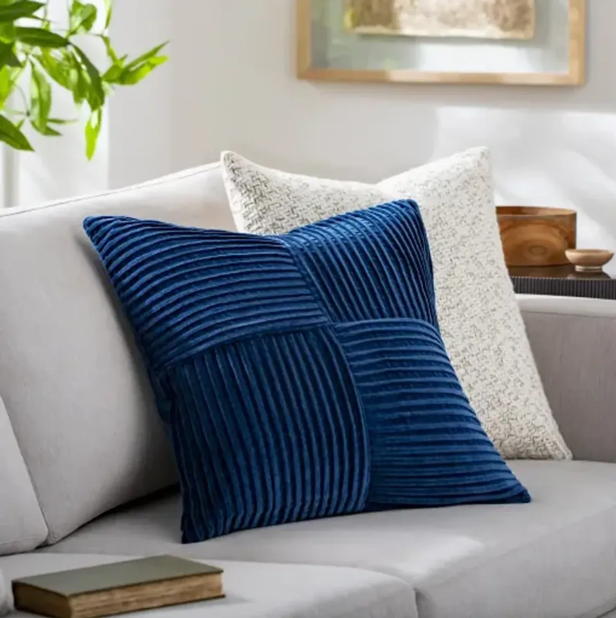 Conrad CRN-006 18"L x 18"W Accent Pillow  - Down Insert