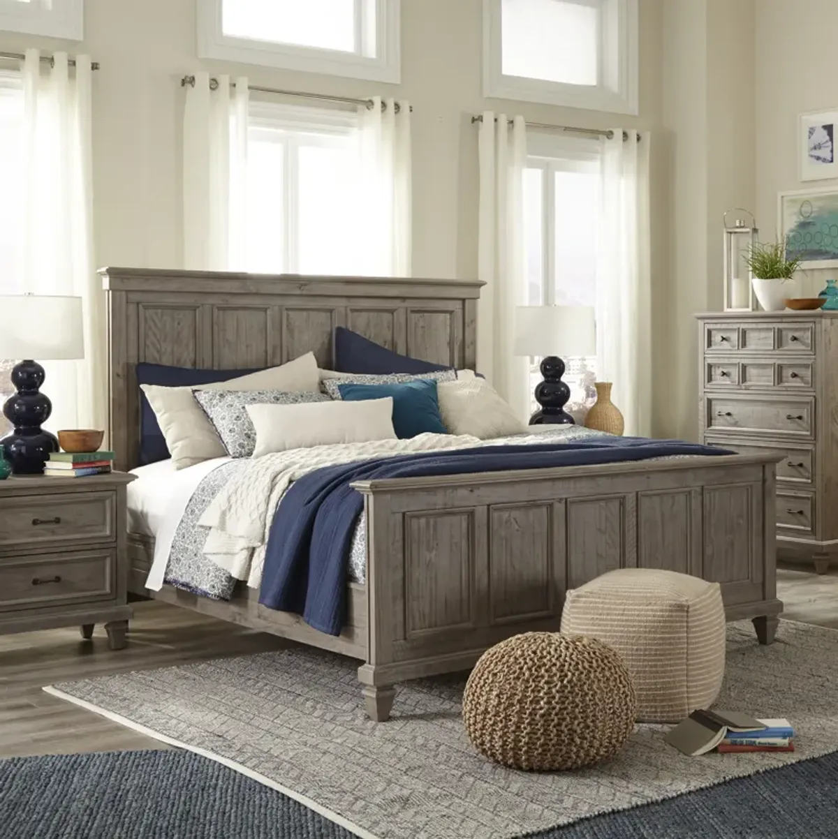 Lancaster Complete Queen Panel Bed