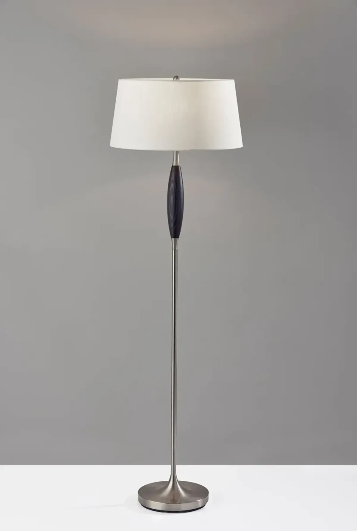 Pinn Floor Lamp