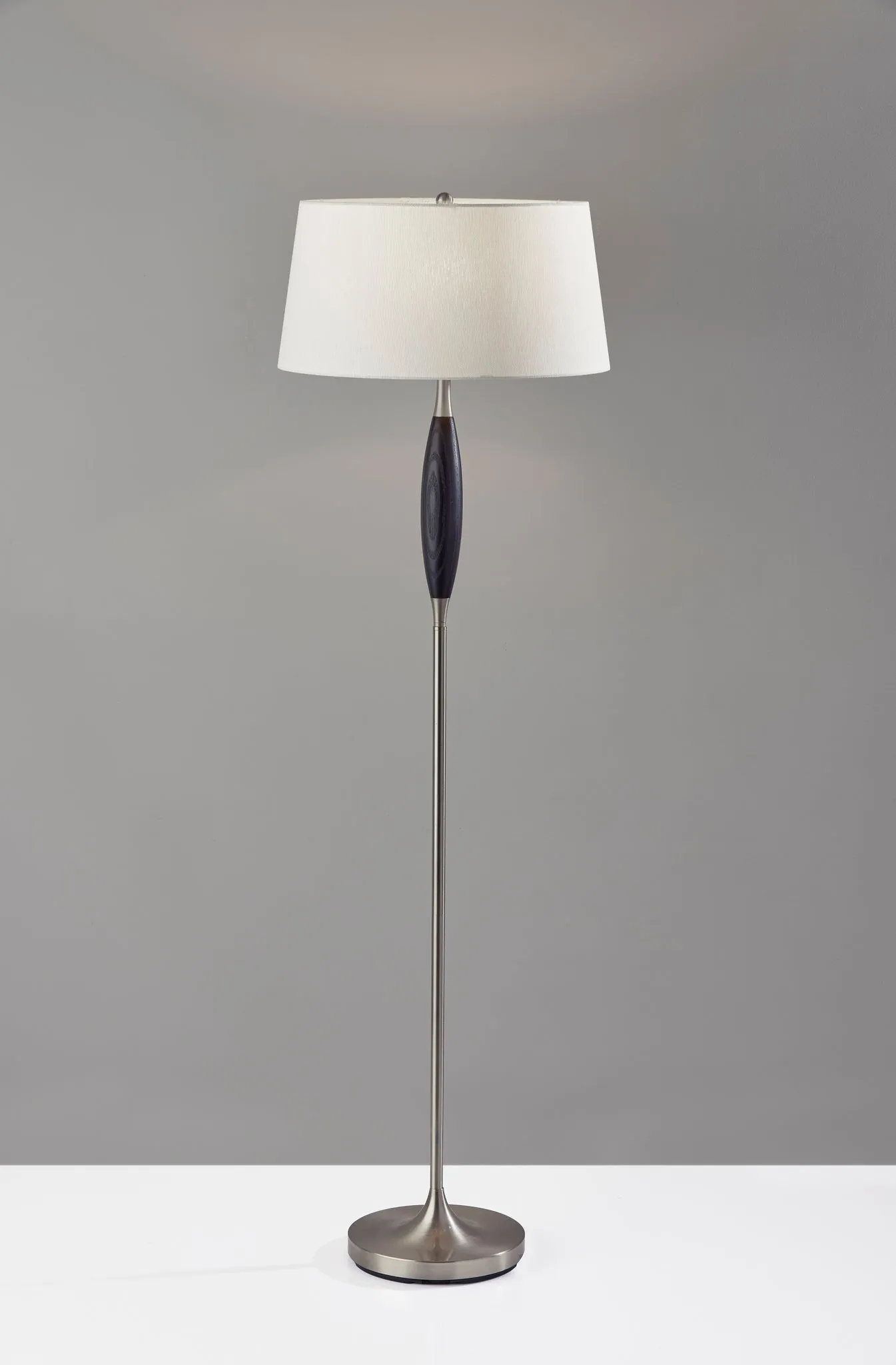 Pinn Floor Lamp