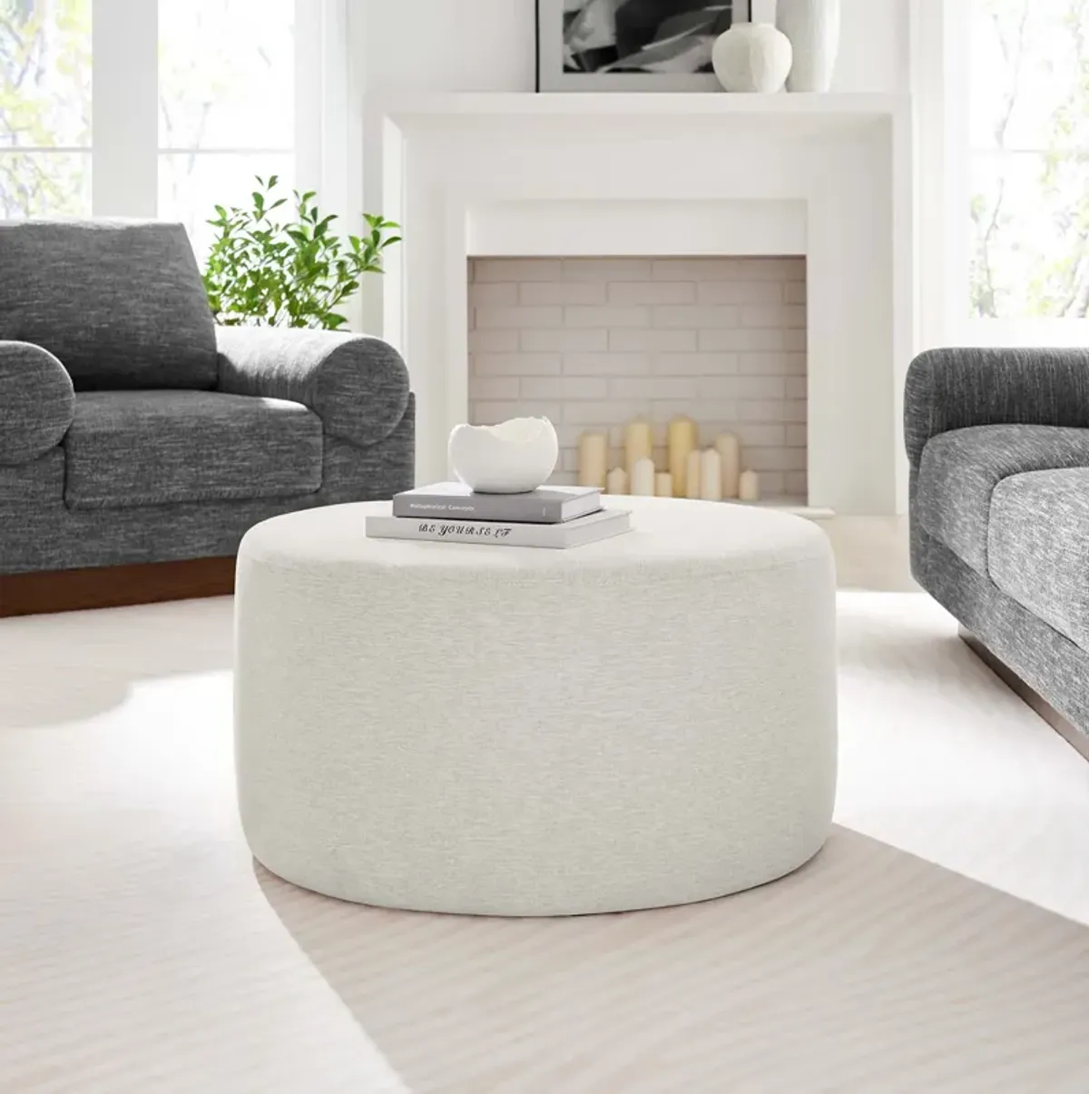 Callum Large 29" Round Woven Heathered Fabric Upholstered Ottoman by Modway