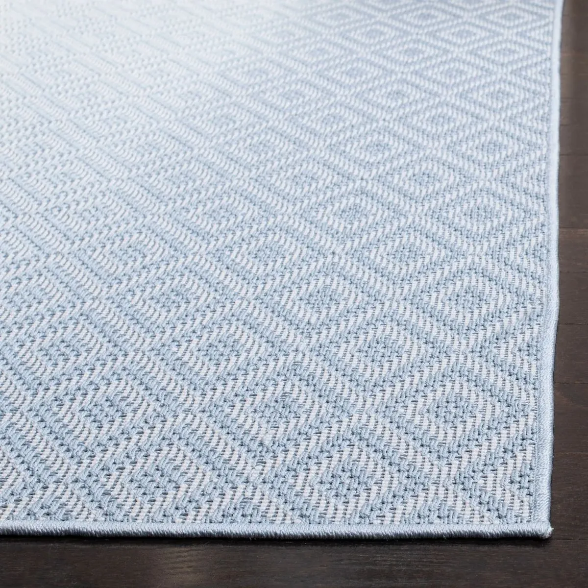 BERMUDA 814 Blue 2' X 4' Accent Rug