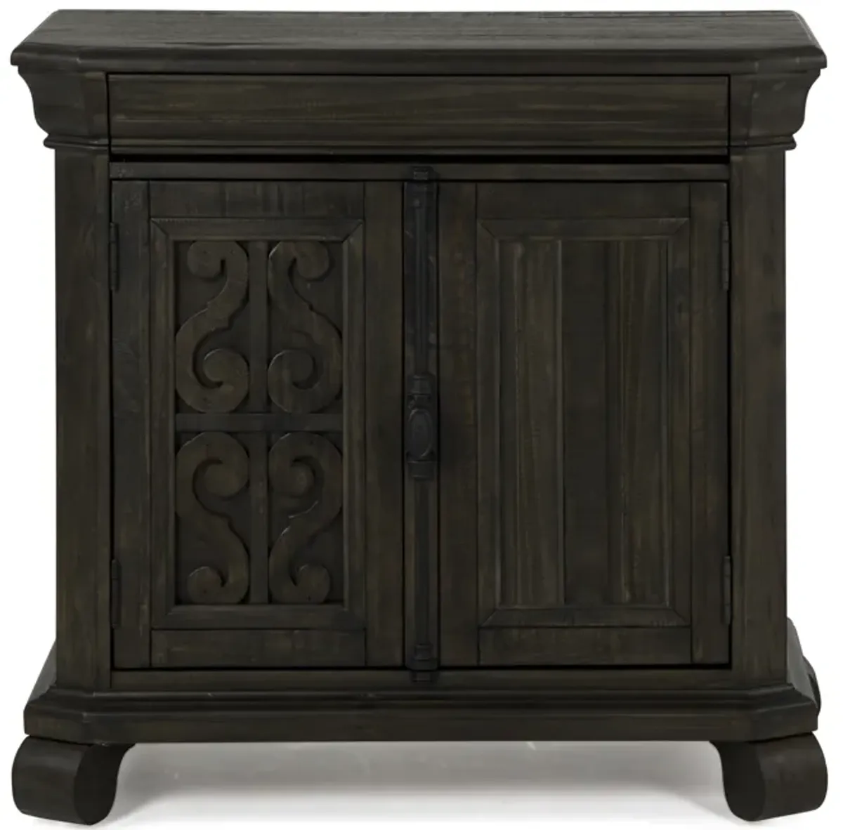 Bellamy Bachelor Chest