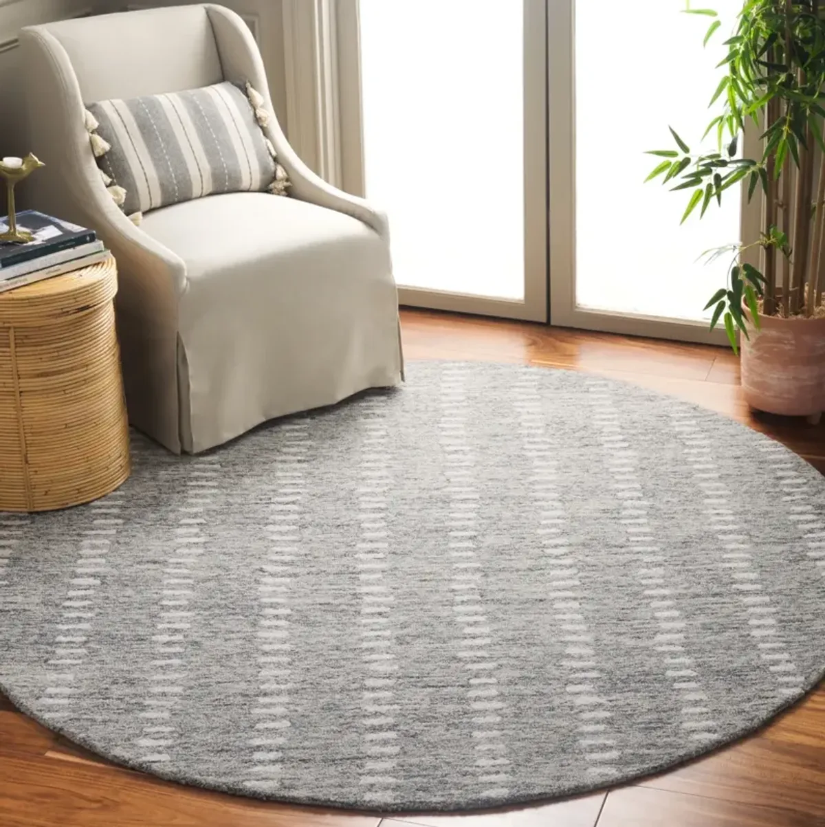 ABSTRACT 498 GREY  6' x 6' Round Round Rug