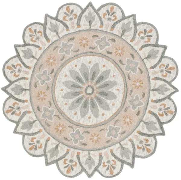 NOVELTY Hand Tufted 6' x 6' Round area rug