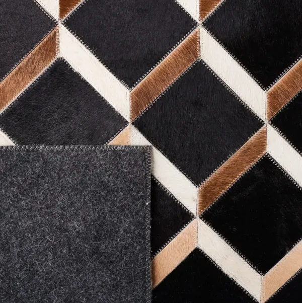 STUDIO LEATHER Hand Woven 4' x 6' area rug