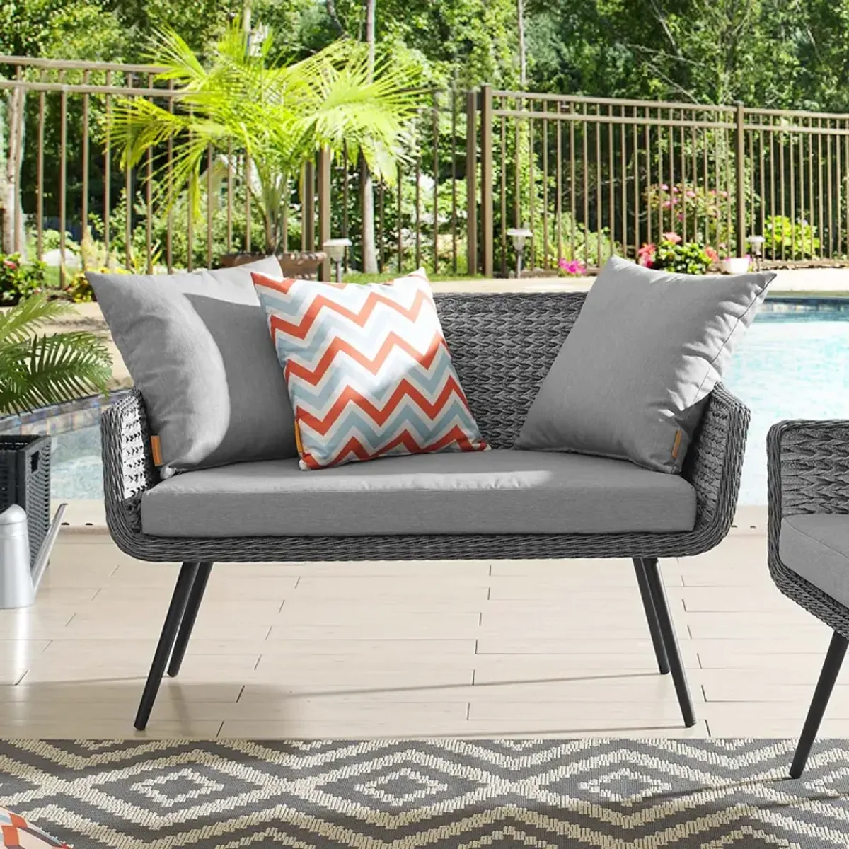 Endeavor Outdoor Wicker Loveseat