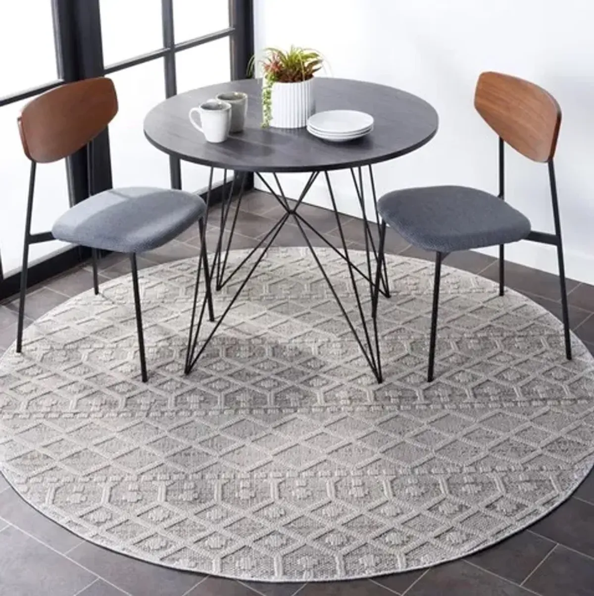 GLOBAL 402 Grey  6'-7' X 6'-7' Round Round Rug