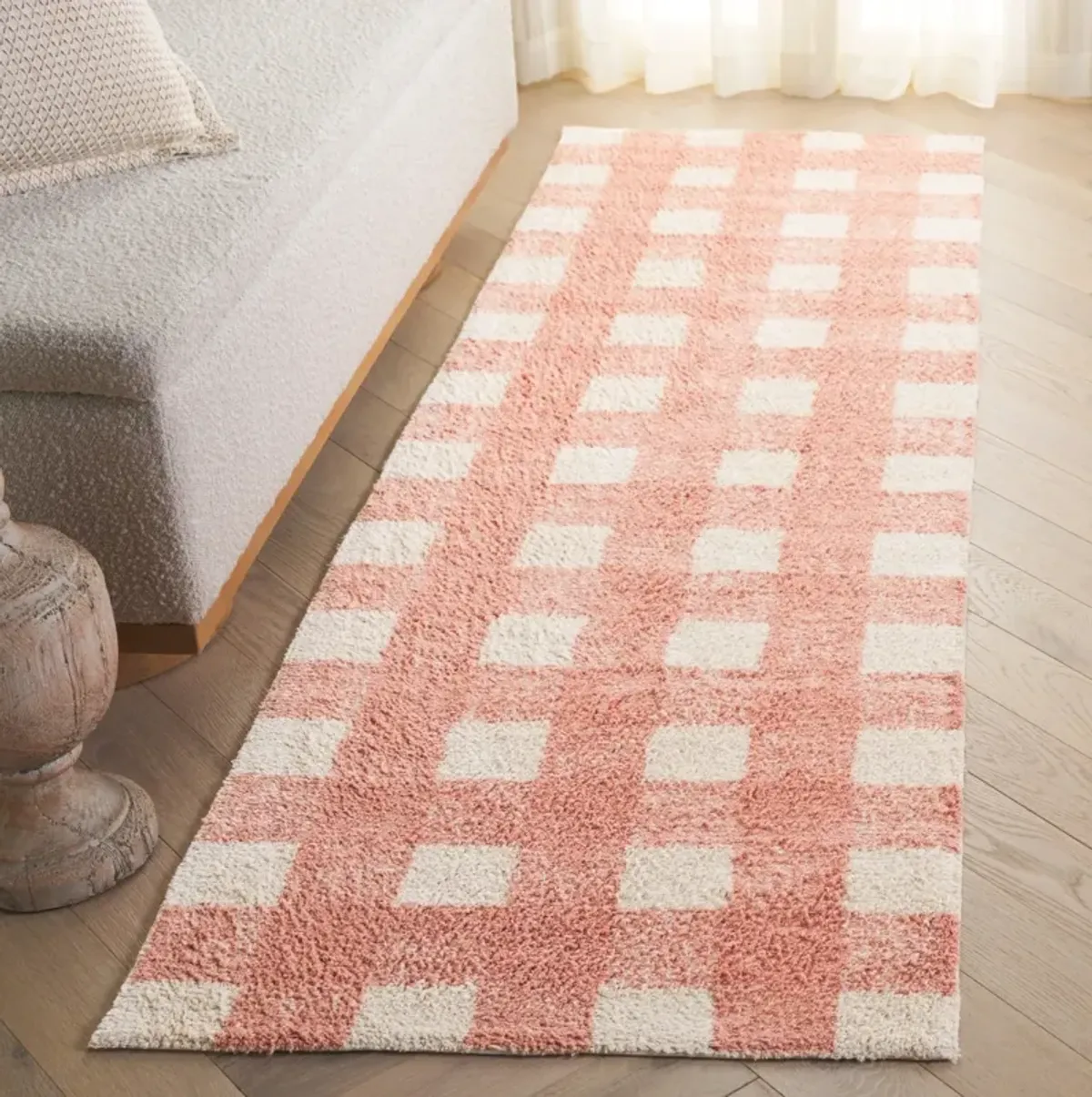 EASY CARE 216 IVORY  2'-3' x 8' Runner Rug