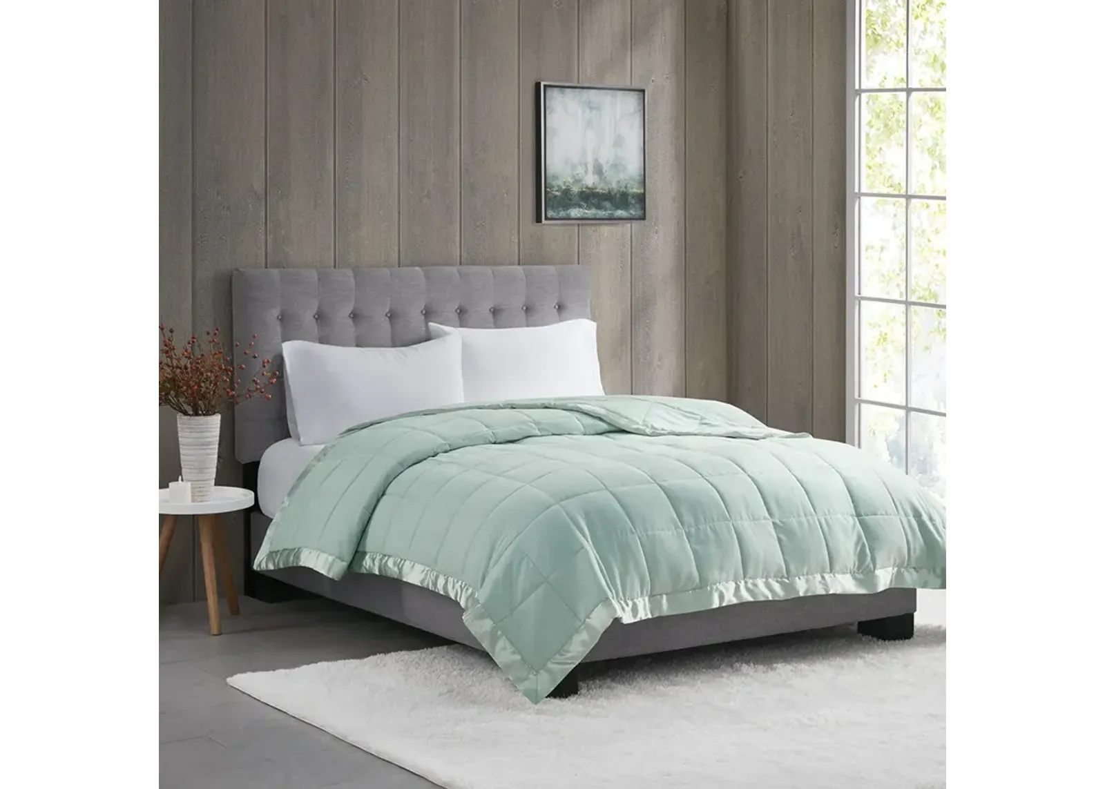 Madison Park Windom Seafoam Lightweight Down Alternative Blanket with Satin Trim