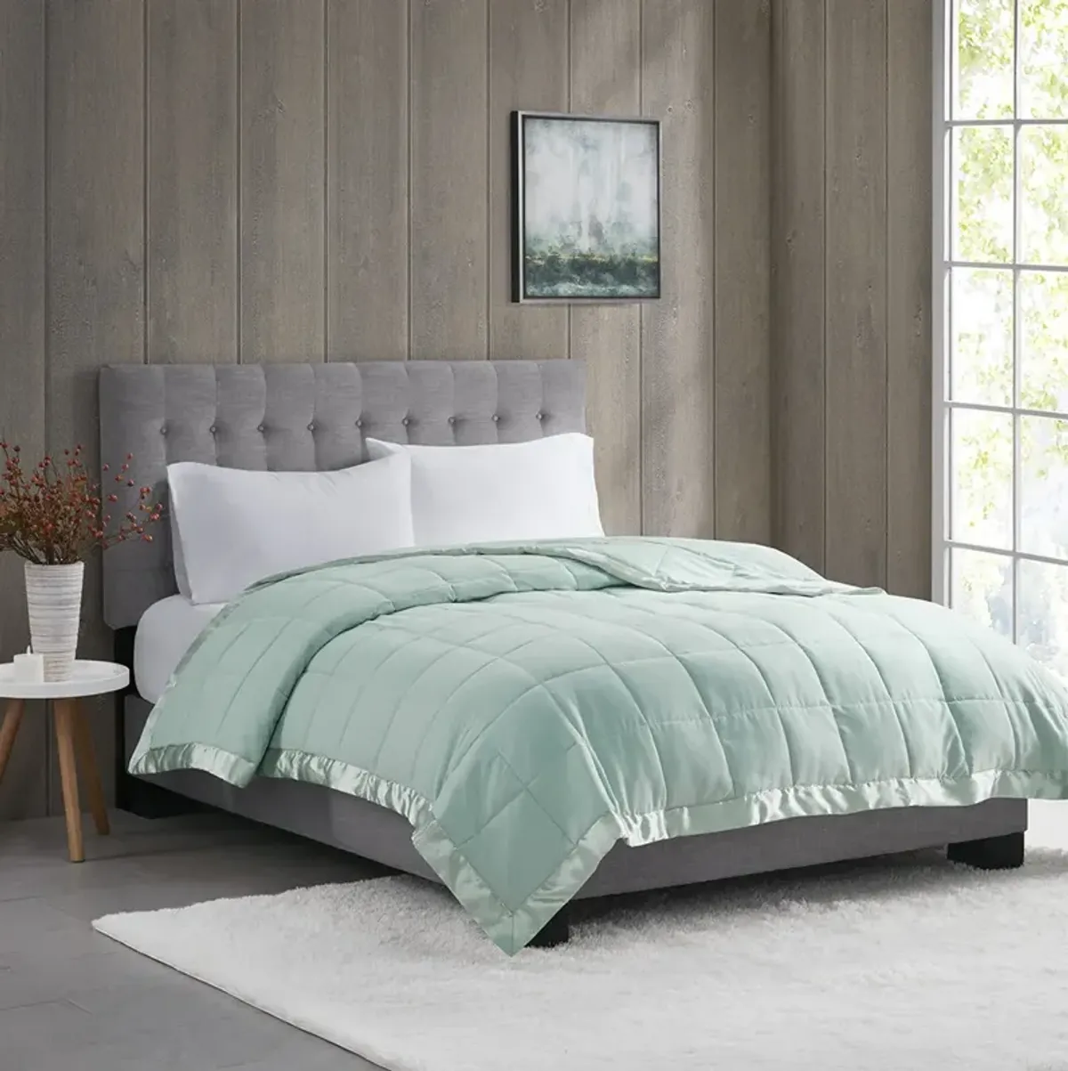 Madison Park Windom Seafoam Lightweight Down Alternative Blanket with Satin Trim