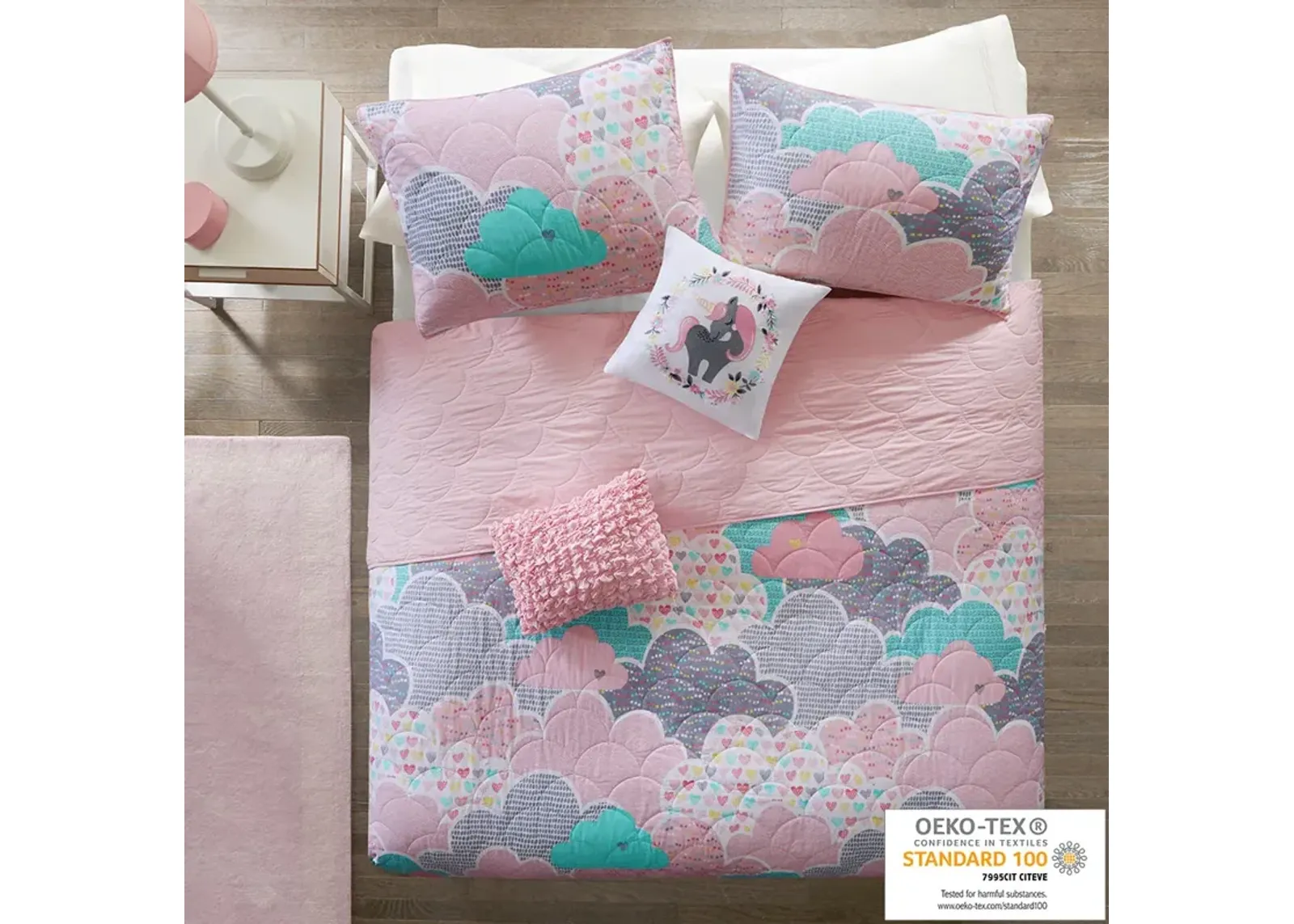 Urban Habitat Kids Cloud Pink Reversible Cotton Quilt Set with Throw Pillows