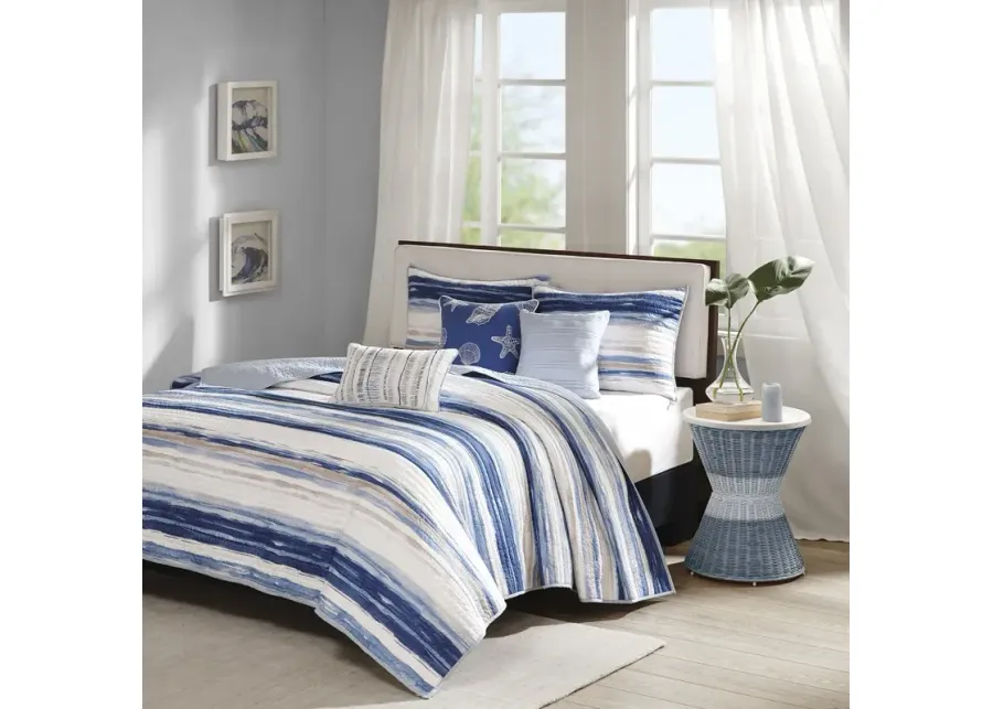 Madison Park Marina Blue 6 Piece Printed Quilt Set with Throw Pillows