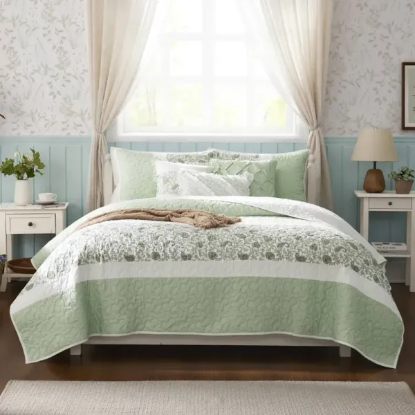 6 Piece Cotton Percale Quilt Set with Throw Pillows